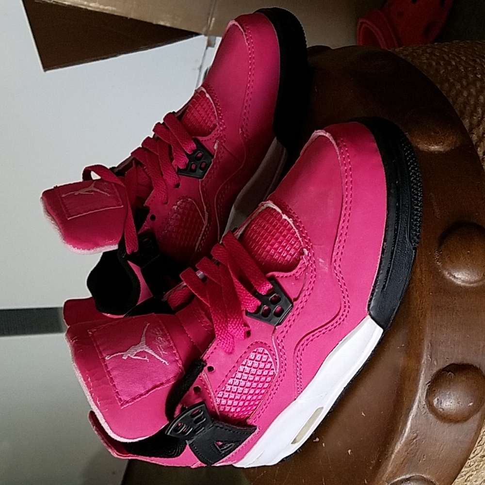 AJ4 voltage cherry